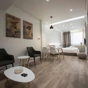 Ornament Suites, Nilie Hospitality Mgmt Апартаменты
