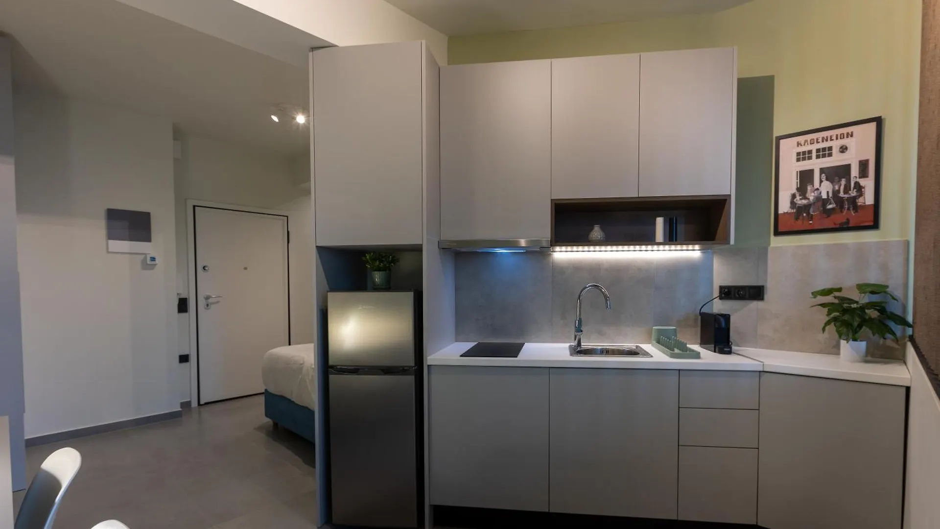 Homevision - The Next Chapter Thessaloniki Apartment
